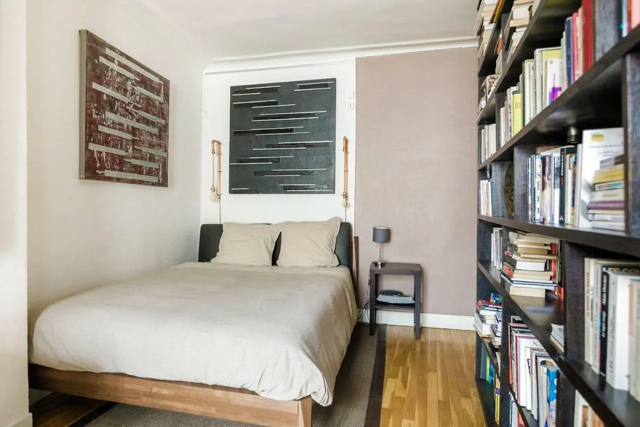 باريس Left Bank Deluxe Apartment فرنسا