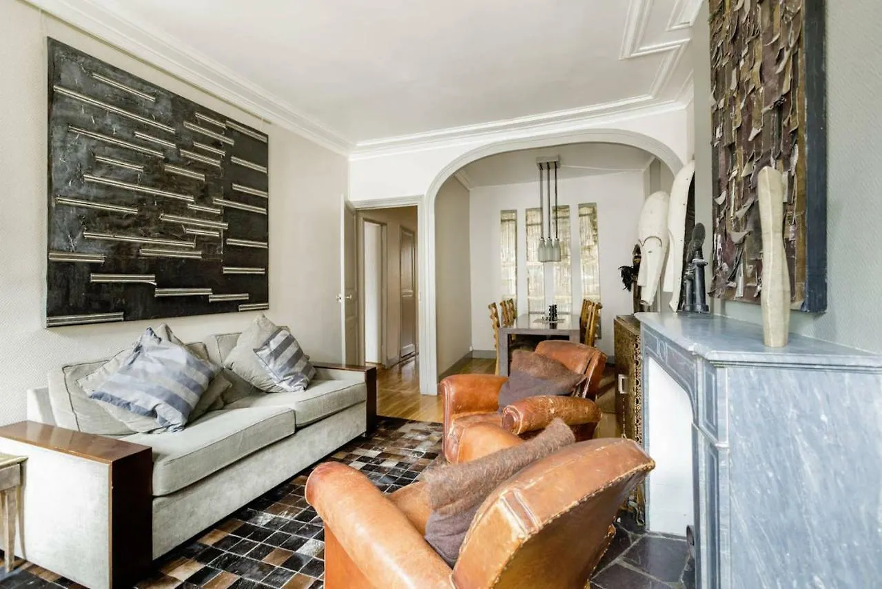 باريس Left Bank Deluxe Apartment فرنسا