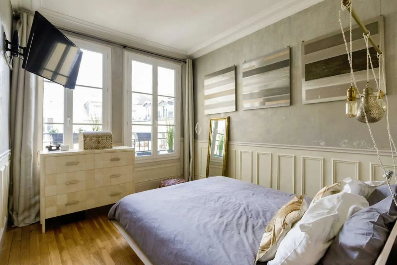 باريس Left Bank Deluxe Apartment
